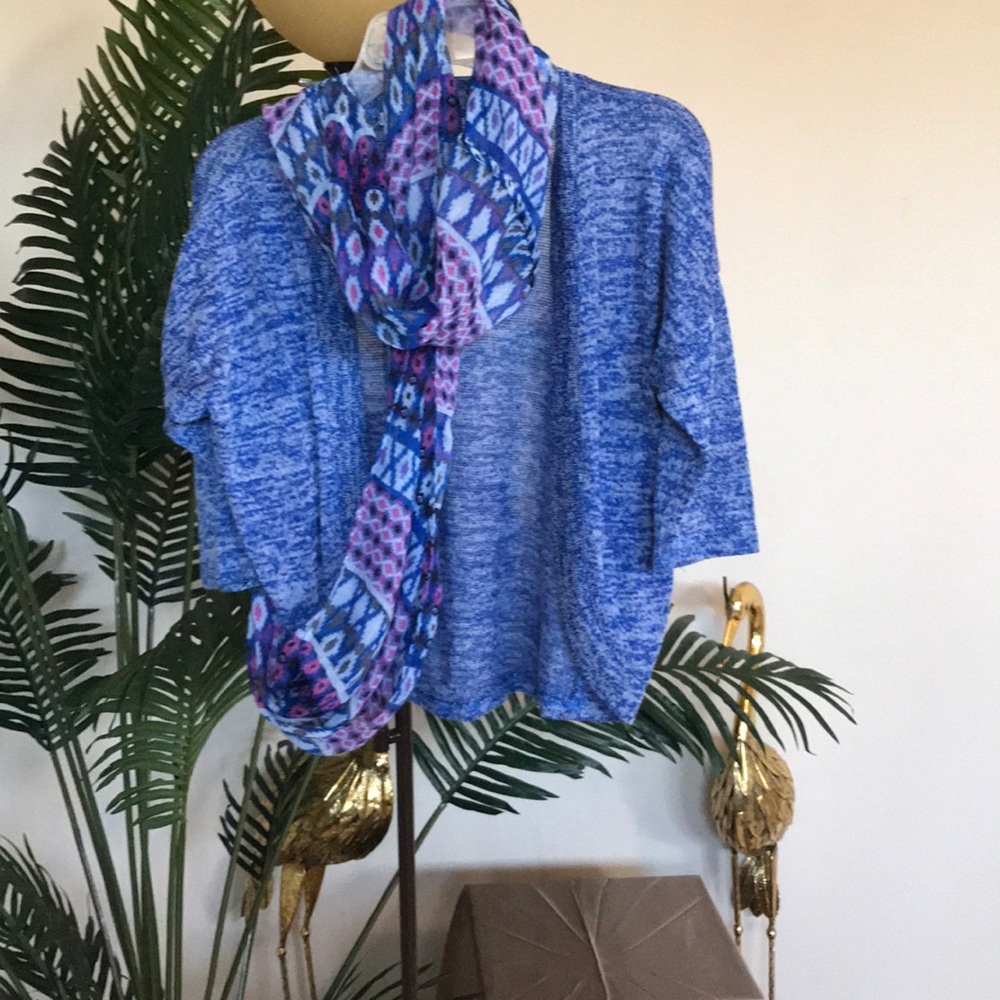 Kids sweater and scarf med